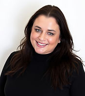 Amanda Greenburg Headshot 1_edited.jpg